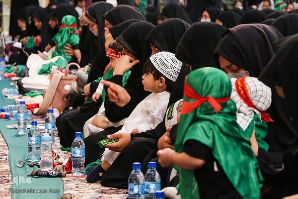 سوگواره شیرخوارگان حسینی در حرم مطهر رضوی