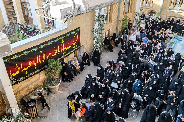 حسینیه ایران؛ مجلس روضه امام حسین(ع) در خانه موزه مدرس