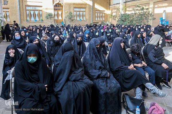 حسینیه ایران؛ مجلس روضه امام حسین(ع) در خانه موزه مدرس