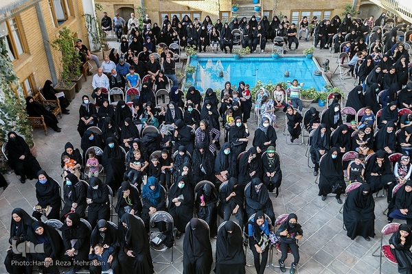 حسینیه ایران؛ مجلس روضه امام حسین(ع) در خانه موزه مدرس