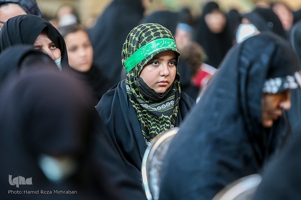 حسینیه ایران؛ مجلس روضه امام حسین(ع) در خانه موزه مدرس