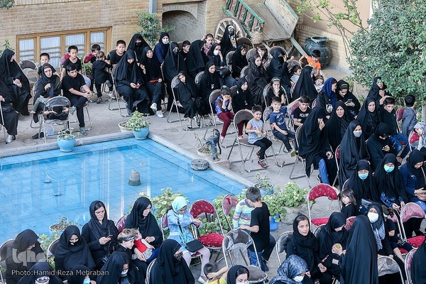 حسینیه ایران؛ مجلس روضه امام حسین(ع) در خانه موزه مدرس