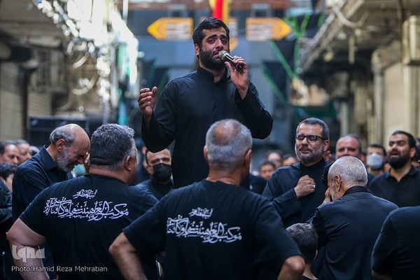 حسینیه ایران؛ عزاداری روز هشتم محرم در بازار تهران