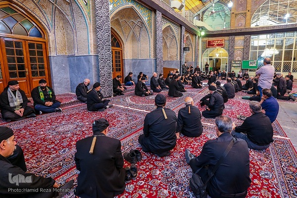 حسینیه ایران؛ عزاداری روز هشتم محرم در بازار تهران