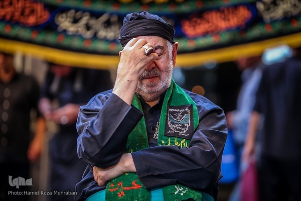 حسینیه ایران؛ عزاداری روز هشتم محرم در بازار تهران