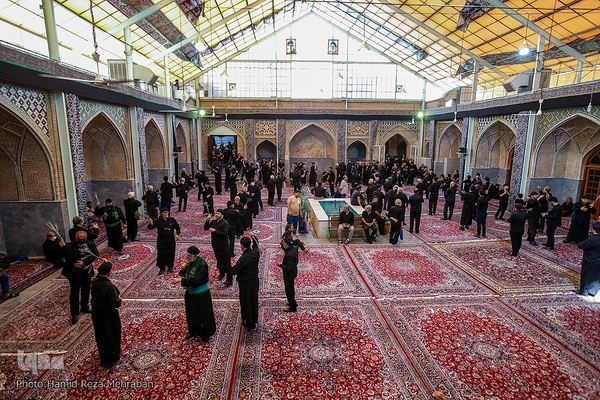 حسینیه ایران؛ عزاداری روز هشتم محرم در بازار تهران