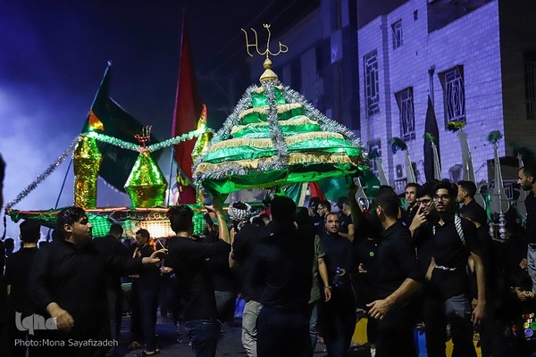 حسینیه ایران؛ عزاداری شب عاشورا در شادگان