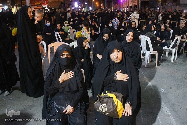 حسینیه ایران؛ مراسم شام غریبان حسینی در اهواز