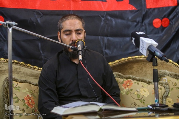 برگزاری جلسه تلاوت قرآن و عزاداری امام حسین(ع)