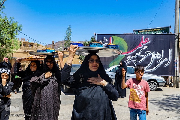 آیین سنتی ۶ امام حسین در شهر بَرزُک کاشان