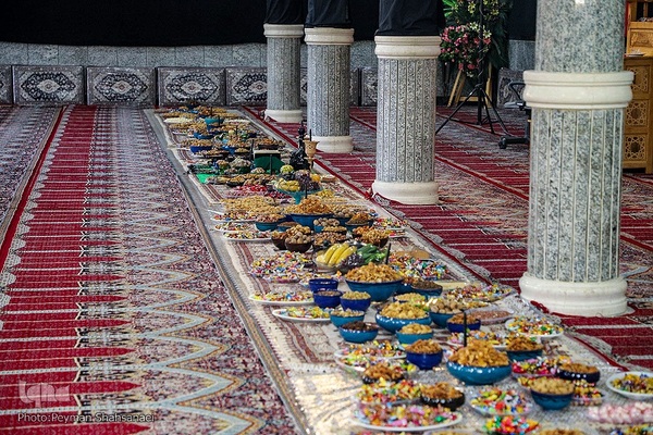 آیین سنتی ۶ امام حسین در شهر بَرزُک کاشان