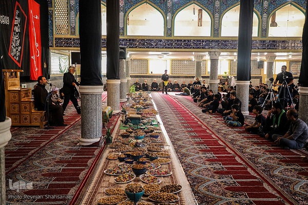 آیین سنتی ۶ امام حسین در شهر بَرزُک کاشان