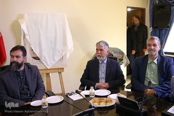 آیین نکوداشت و رونمایی از آثار علامه محمدرضا حکیمی (ره) در موسسه اطلاعات