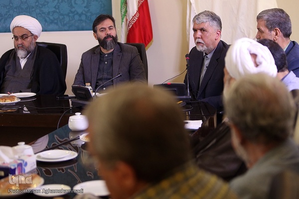 آیین نکوداشت و رونمایی از آثار علامه محمدرضا حکیمی (ره) در موسسه اطلاعات