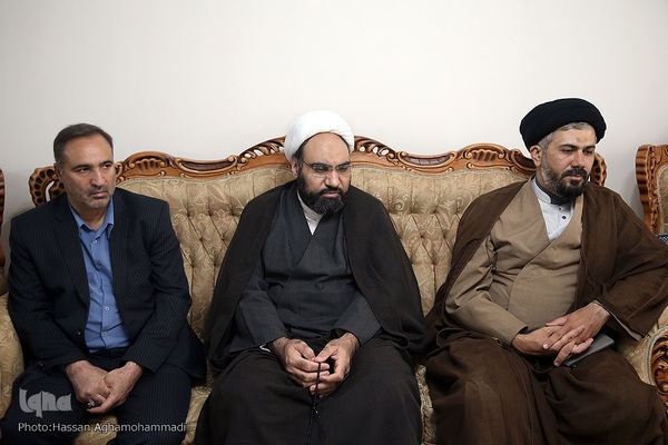 دیدار جامعه قرآنی با خانواده شهید قرآنی «حسن کوهستانی»