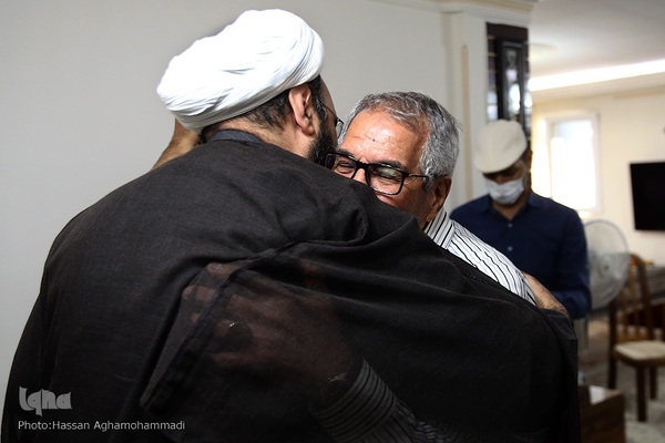 دیدار جامعه قرآنی با خانواده شهید قرآنی «حسن کوهستانی»