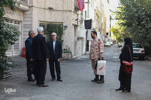 دیدار جامعه قرآنی با خانواده شهید حمید صفاری