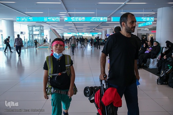 اعزام زائران اربعین از ترمینال سلام