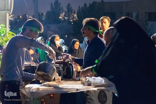 مراسم پیاده‌روی جاماندگان اربعین در شهرکرد