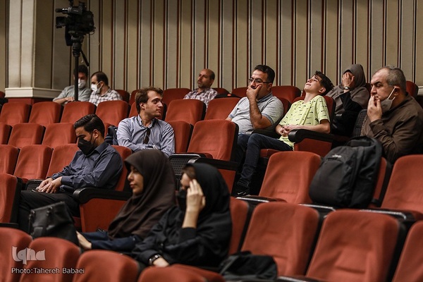 آیین رونمایی از آلبوم نواحی اشک