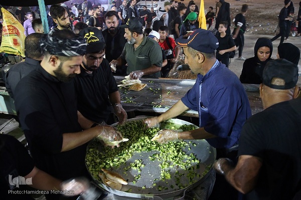 اطعام زوار اربعین حسینی