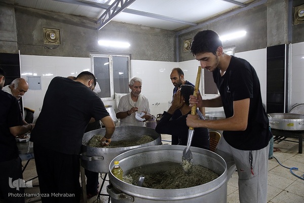 اطعام زوار اربعین حسینی