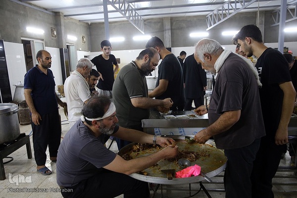 اطعام زوار اربعین حسینی