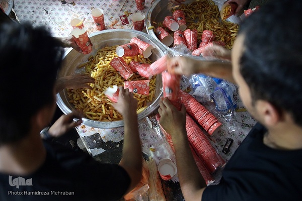 اطعام زوار اربعین حسینی