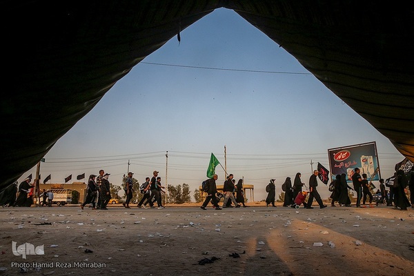 یک قدم تا اربعین؛ عشاق الحسین(ع) در طریق کربلا(۵)