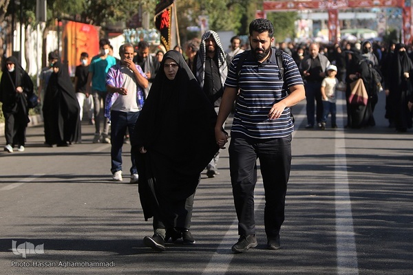 آیین پیاده‌روی جاماندگان اربعین حسینی