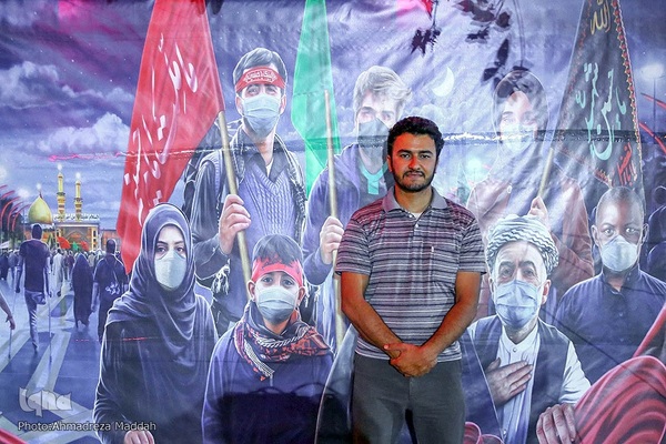 جاماندگان اربعین حسینی در حرم حضرت شاهچراغ‌(ع) در شیراز