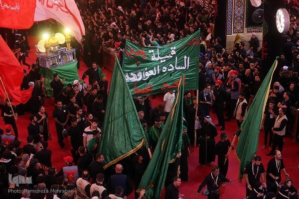 حرم مطهرحضرت اباعبدالله الحسین‌(ع) در روز اربعین