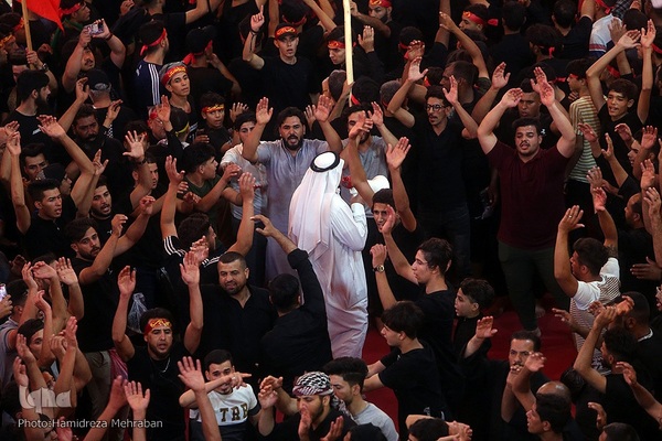 حرم مطهر و نورانی حضرت اباعبدالله الحسین‌(ع) در روز اربعین