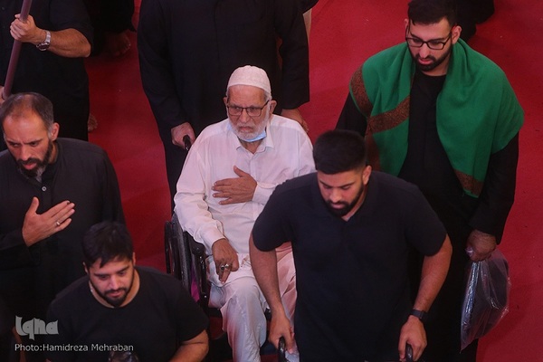 حرم مطهر و نورانی حضرت اباعبدالله الحسین‌(ع) در روز اربعین