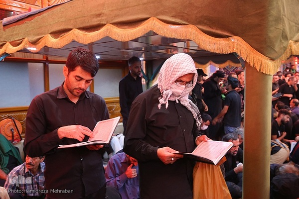 حرم مطهر و نورانی حضرت اباعبدالله الحسین‌(ع) در روز اربعین