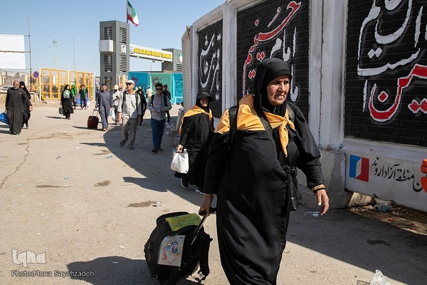 بازگشت زائران اربعین از مرز شلمچه