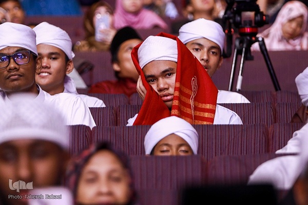 شب پایانی رقابت‌های بین‌المللی قرآن مالزی با حضور ملکه