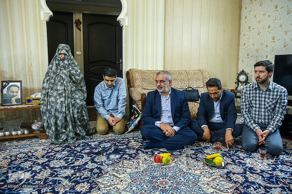 دیدار با خانواده شهید قرآنی محسن چینی فروشان