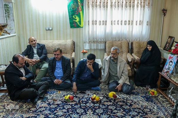 دیدار با خانواده شهید قرآنی محسن چینی فروشان