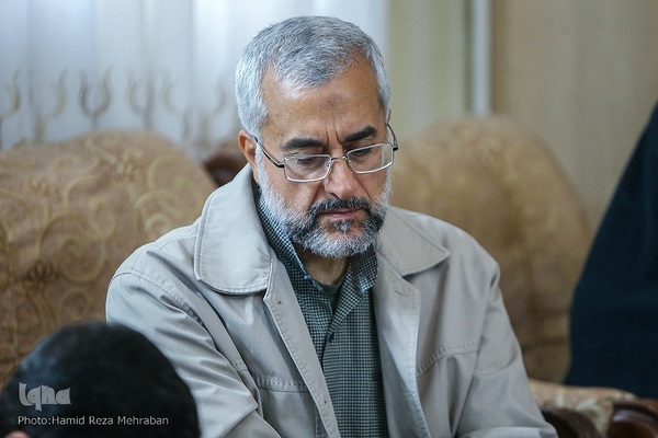 سیدمهدی سیف، پیشکسوت قرآنی، دیدار با خانواده شهید قرآنی محسن چینی فروشان