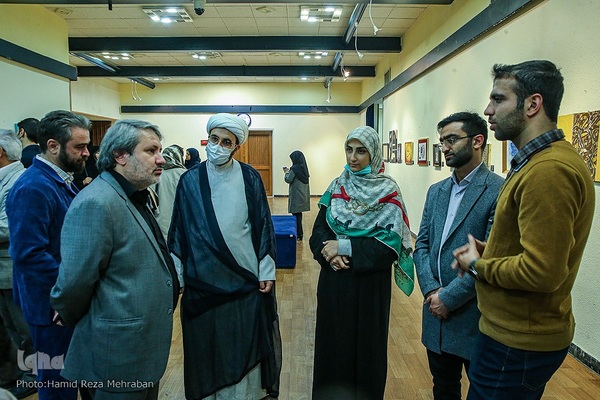 افتتاح نمایشگاه ماه تمام