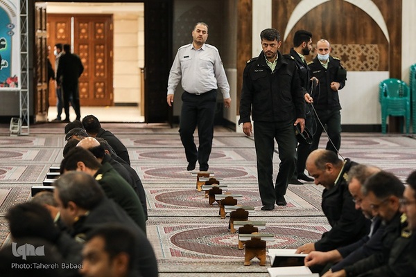 جلسه قرآن استاد حبیب مهکام در ستاد فرماندهی انتظامی تهران بزرگ