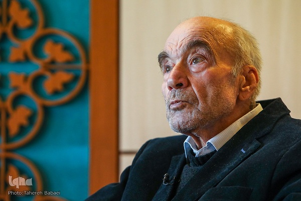 رضا داوری اردکانی فیلسوف و متفکر ایرانی