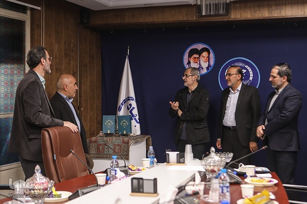 جلسه معرفی و نقد کتاب روایت حکمت