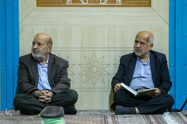 محفل انس با قرآن کریم یادواره شهدای مدافع امنیت