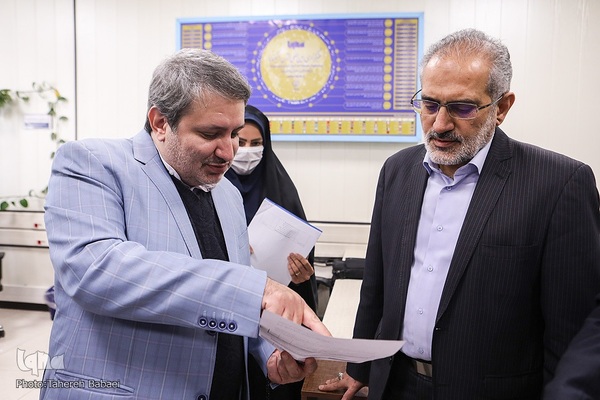 بازدید معاون امور مجلس رئیس‌جمهور از تحریریه ایکنا