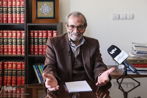 دکتر نجفقلی حبیبی