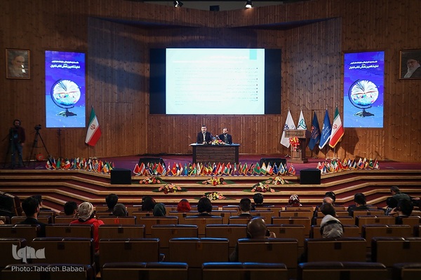 نشست جمعی از رایزنان فرهنگی سفارتخانه‌های خارجی