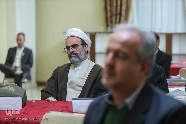 کمسیون‌های بزرگداشت علامه مصباح یزدی(ره)