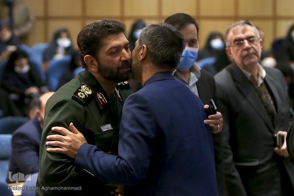 دومین همایش کارمند تراز مکتب حاج قاسم